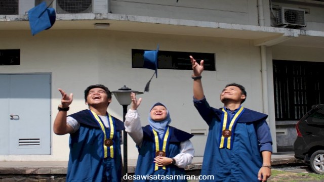 Informasi Lengkap Beasiswa Kalla 2022 – 2023 , Untuk Warga Yang Kurang Mampu
